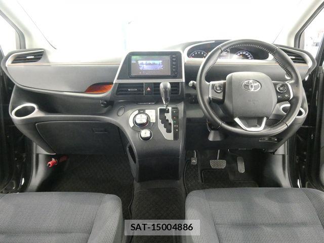 Toyota SIENTA 2016-04 8075566-2