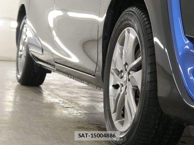 Toyota SIENTA 2016-04 8075566-6