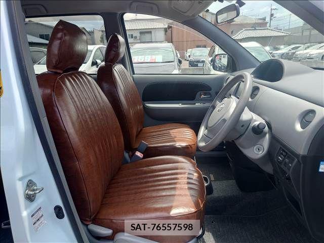 Toyota SIENTA 2008-09 8075565-16