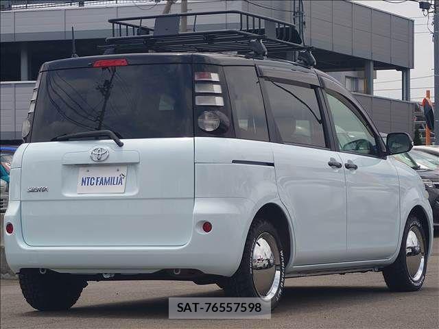 Toyota SIENTA 2008-09 8075565-6