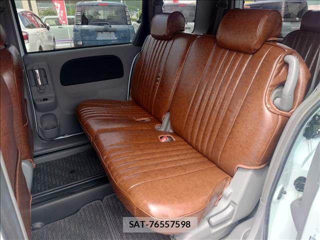 Toyota SIENTA 2008-09 8075565-7