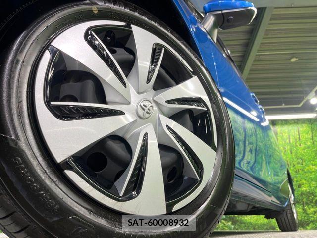 Toyota SIENTA 2018-12 8075560-12