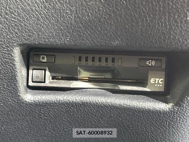 Toyota SIENTA 2018-12 8075560-6