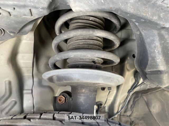 Toyota SIENTA 2017-01 8075567-19