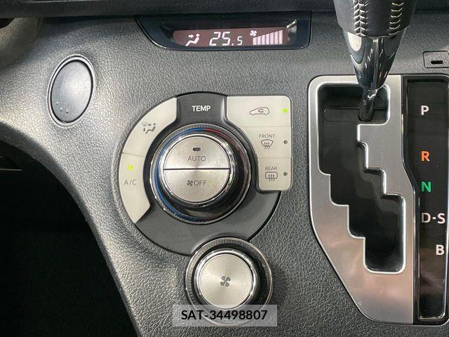 Toyota SIENTA 2017-01 8075567-5