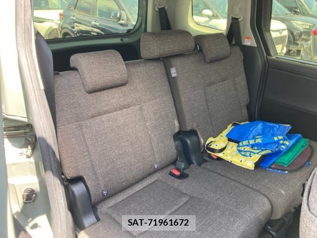 Toyota SIENTA 2022-10 8075557-12