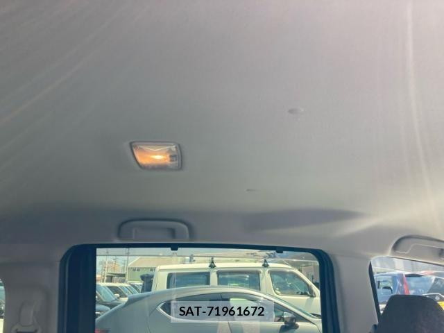 Toyota SIENTA 2022-10 8075557-13