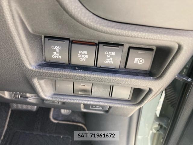 Toyota SIENTA 2022-10 8075557-15