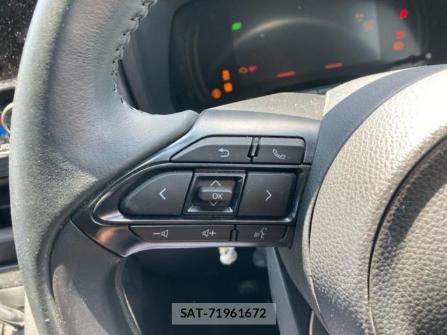 Toyota SIENTA 2022-10 8075557-16