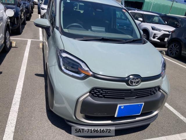 Toyota SIENTA 2022-10 8075557-1