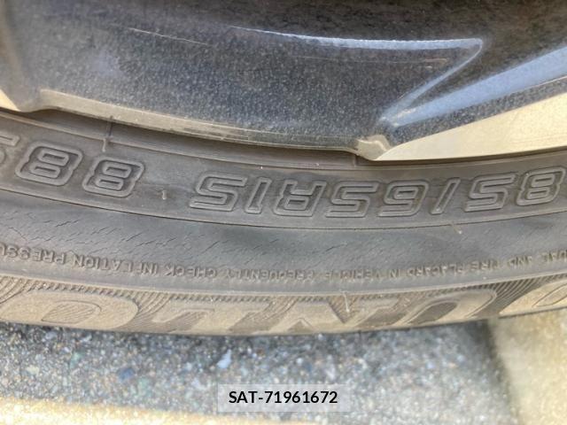 Toyota SIENTA 2022-10 8075557-6