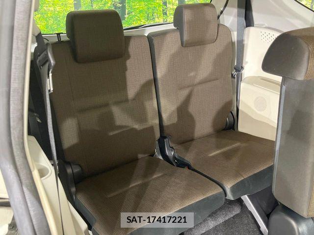 Toyota SIENTA 2017-05 8101875-9