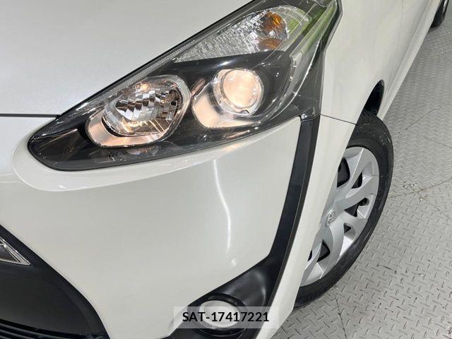 Toyota SIENTA 2017-05 8101875-12