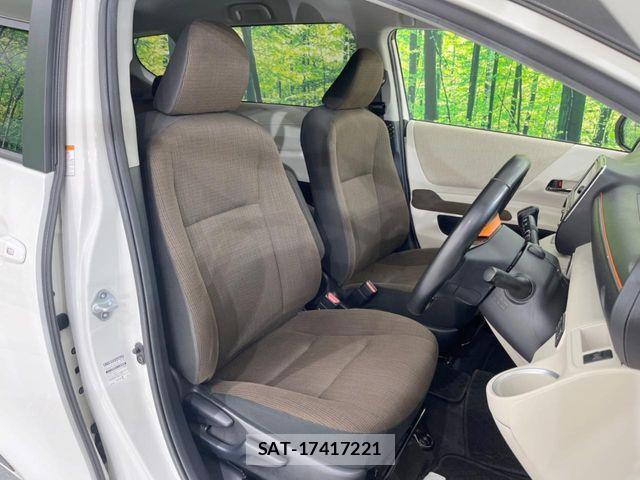 Toyota SIENTA 2017-05 8101875-7
