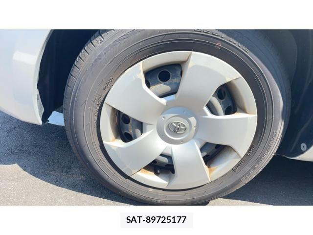 Toyota SIENTA 2007-08 8101885-9