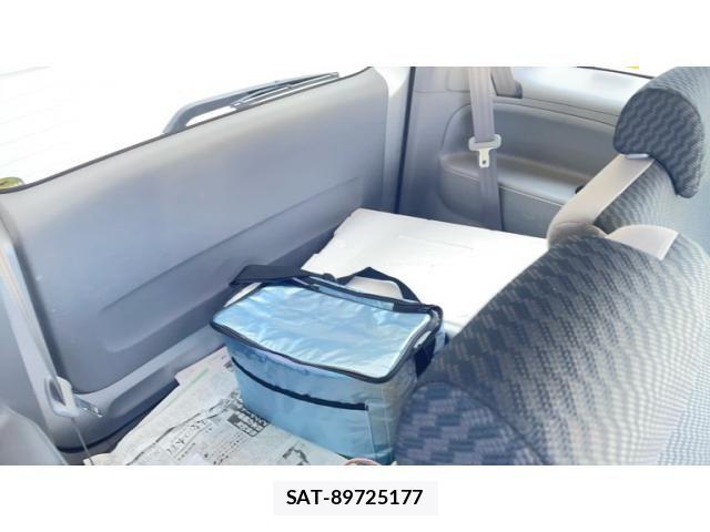 Toyota SIENTA 2007-08 8101885-26