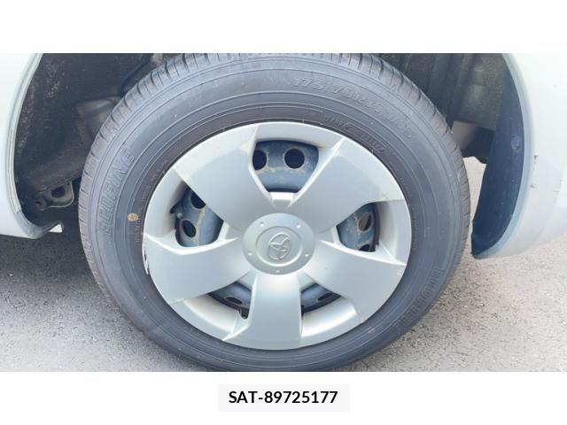 Toyota SIENTA 2007-08 8101885-8