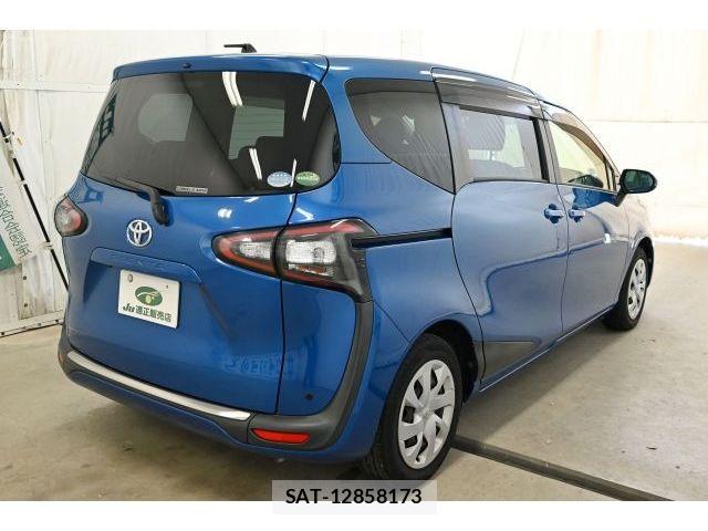 Toyota SIENTA 2016-03 8101880-4