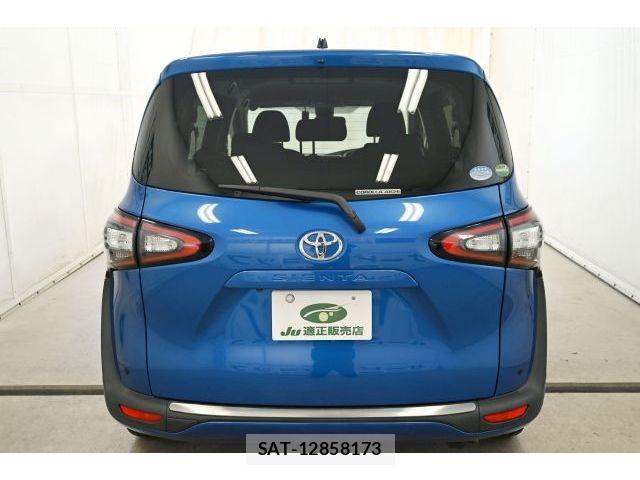 Toyota SIENTA 2016-03 8101880-6