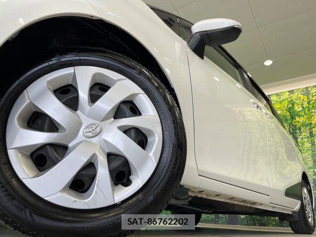 Toyota SIENTA 2016-05 8101876-13