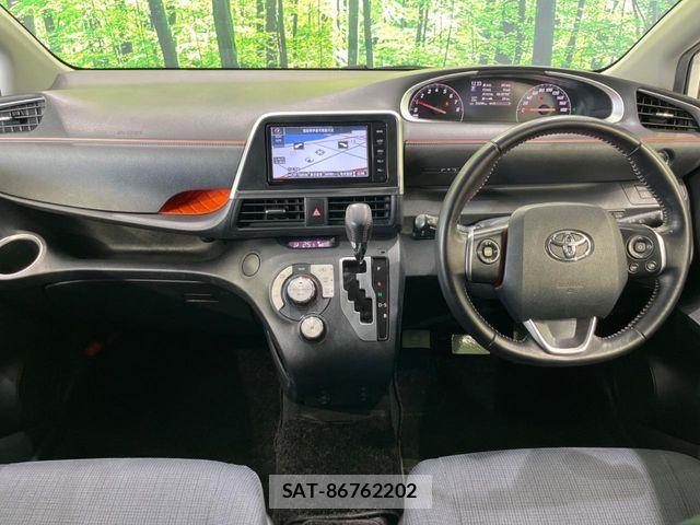 Toyota SIENTA 2016-05 8101876-1