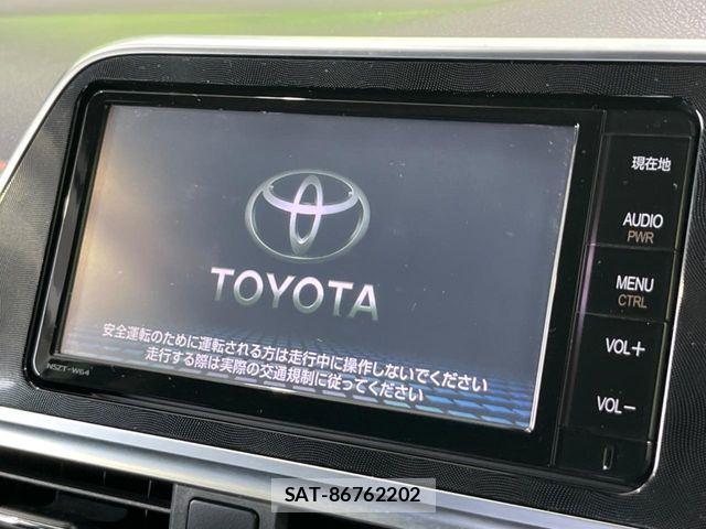 Toyota SIENTA 2016-05 8101876-3