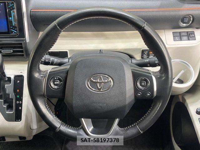Toyota SIENTA 2017-03 8101878-11