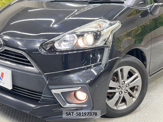 Toyota SIENTA 2017-03 8101878-12