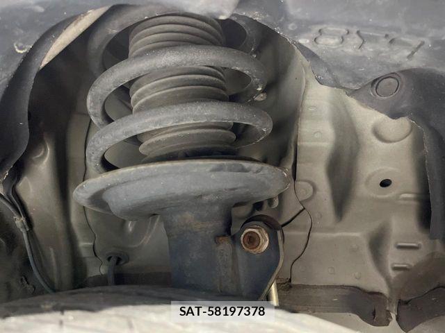 Toyota SIENTA 2017-03 8101878-19