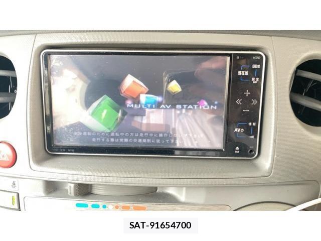Toyota SIENTA 2009-10 8101887-11