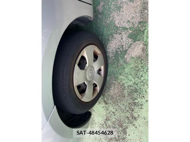 Toyota SIENTA 2008-01 8101886-12