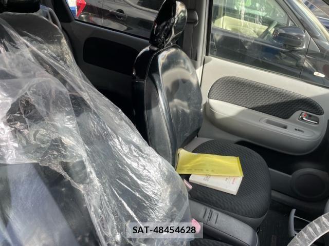 Toyota SIENTA 2008-01 8101886-16