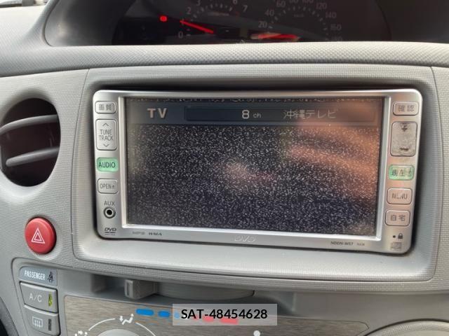 Toyota SIENTA 2008-01 8101886-19