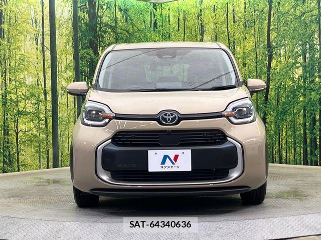 Toyota SIENTA 2023-06 8101869-15