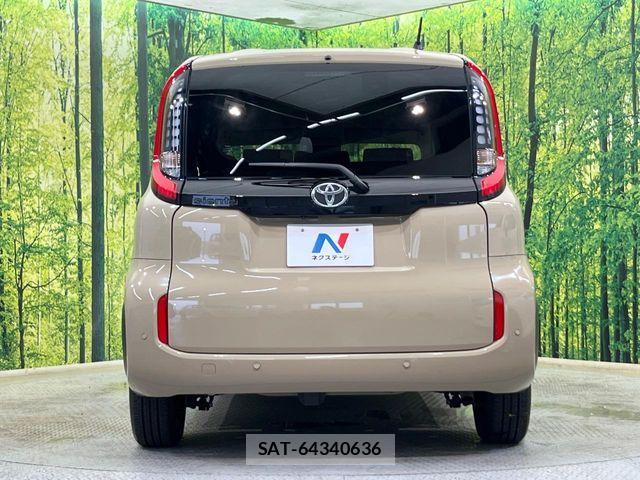 Toyota SIENTA 2023-06 8101869-16