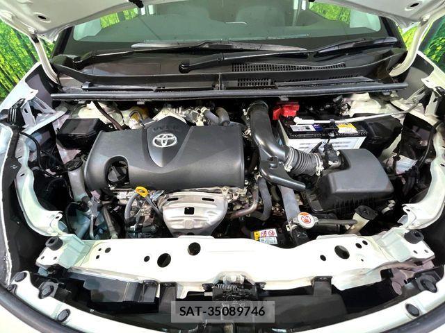 Toyota SIENTA 2021-06 8101872-17