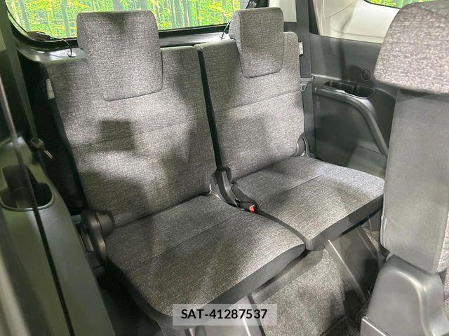 Toyota SIENTA 2023-10 8101871-9