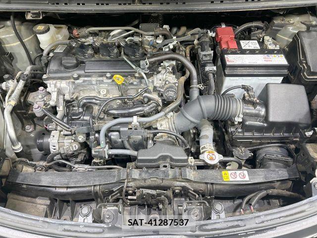 Toyota SIENTA 2023-10 8101871-17