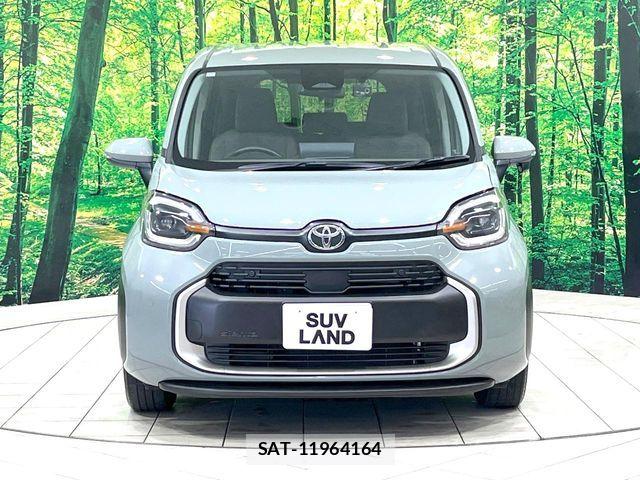 Toyota SIENTA 2022-12 8101868-14