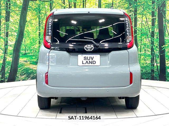 Toyota SIENTA 2022-12 8101868-15