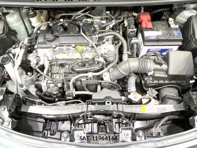 Toyota SIENTA 2022-12 8101868-18