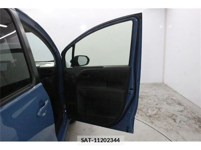 Toyota SIENTA 2026-01 8101870-27