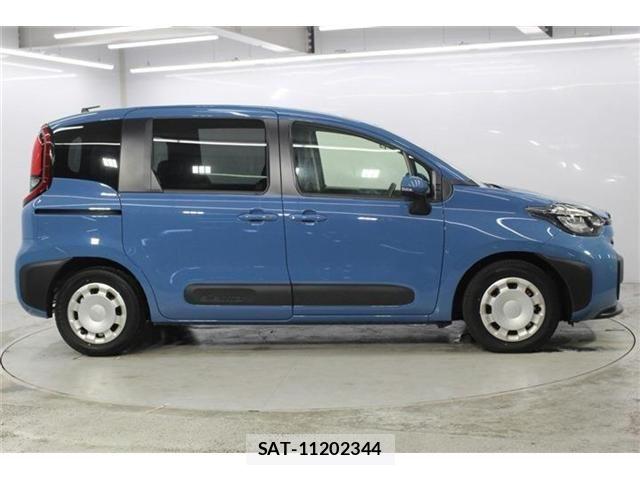 Toyota SIENTA 2026-01 8101870-3