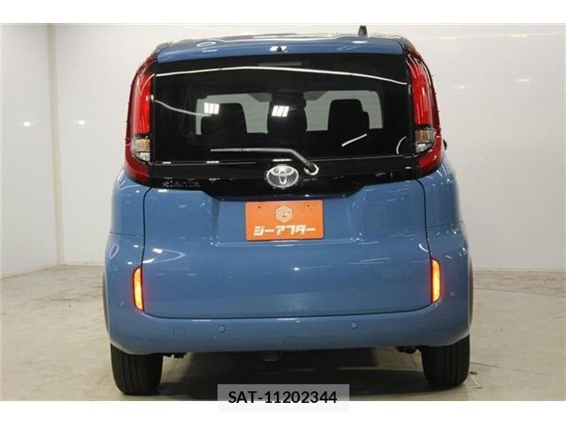 Toyota SIENTA 2026-01 8101870-5