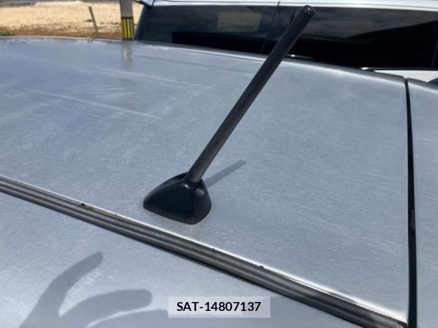 Toyota SIENTA 2010-09 8101889-10