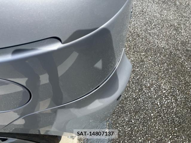 Toyota SIENTA 2010-09 8101889-26