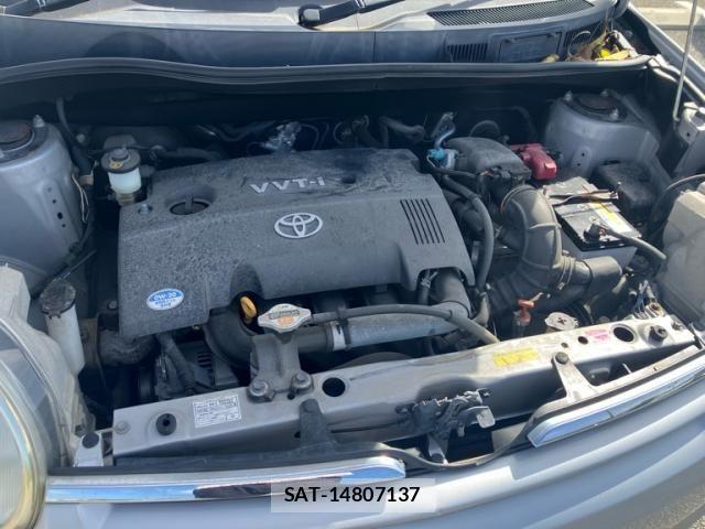 Toyota SIENTA 2010-09 8101889-27