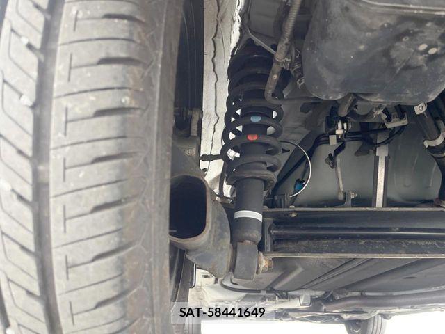 Toyota SIENTA 2021-07 8132365-19