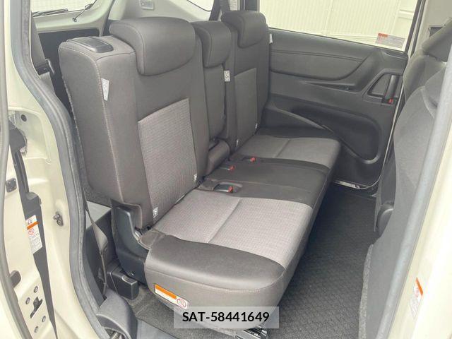 Toyota SIENTA 2021-07 8132365-8