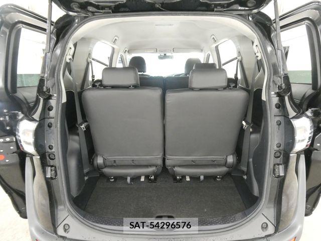 Toyota SIENTA 2018-05 8132370-14